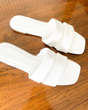 Load image into Gallery viewer, White double strap sandals
