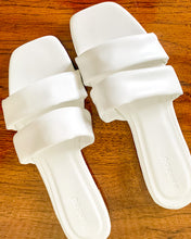 Load image into Gallery viewer, White double strap sandals
